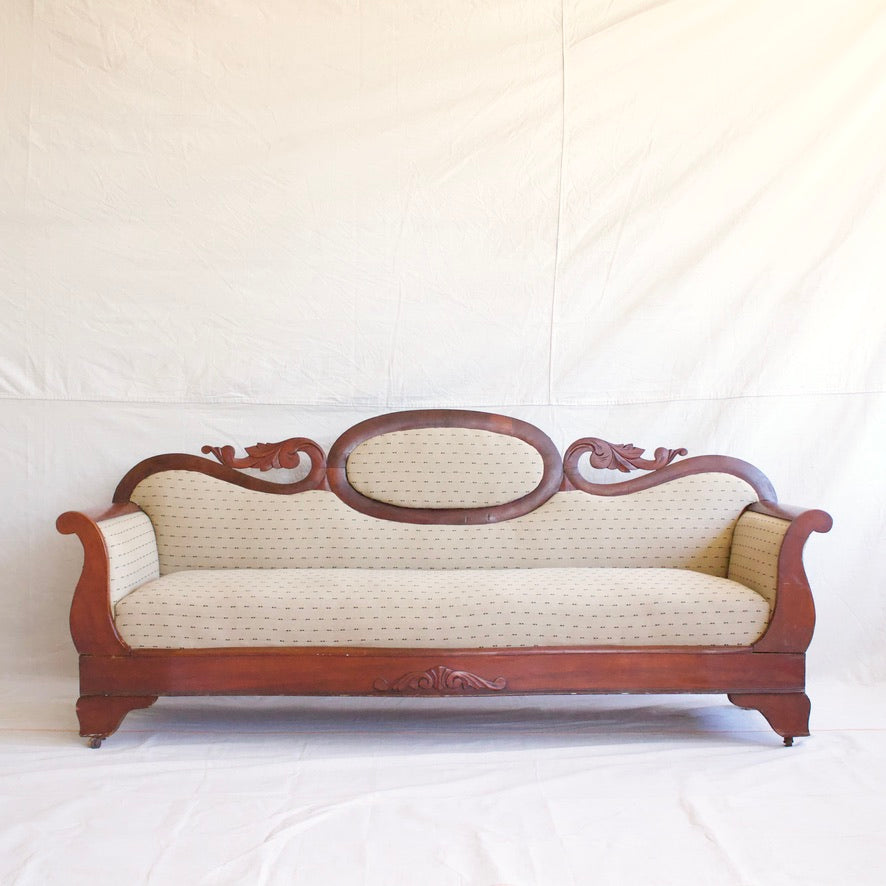 Vintage Beige Patterned Victorian style Sofa