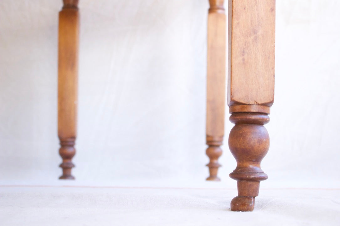 New York Drop Leaf Table