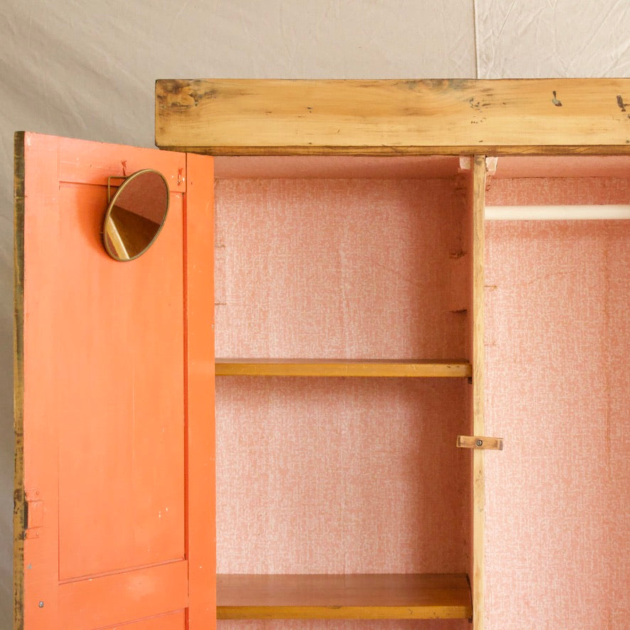 Vintage Wardrobe