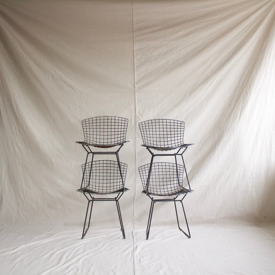 Vintage Knoll Diamond Wire Chairs by Harry Bertoia - Set of 4