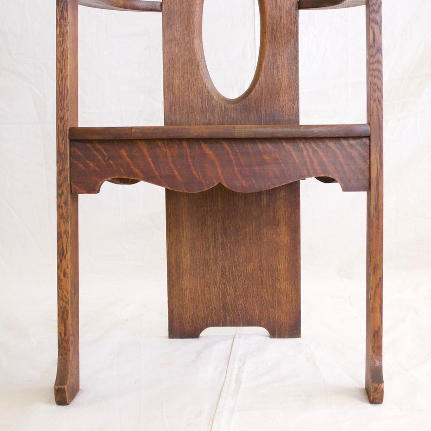 Arts & Crafts Style Chair