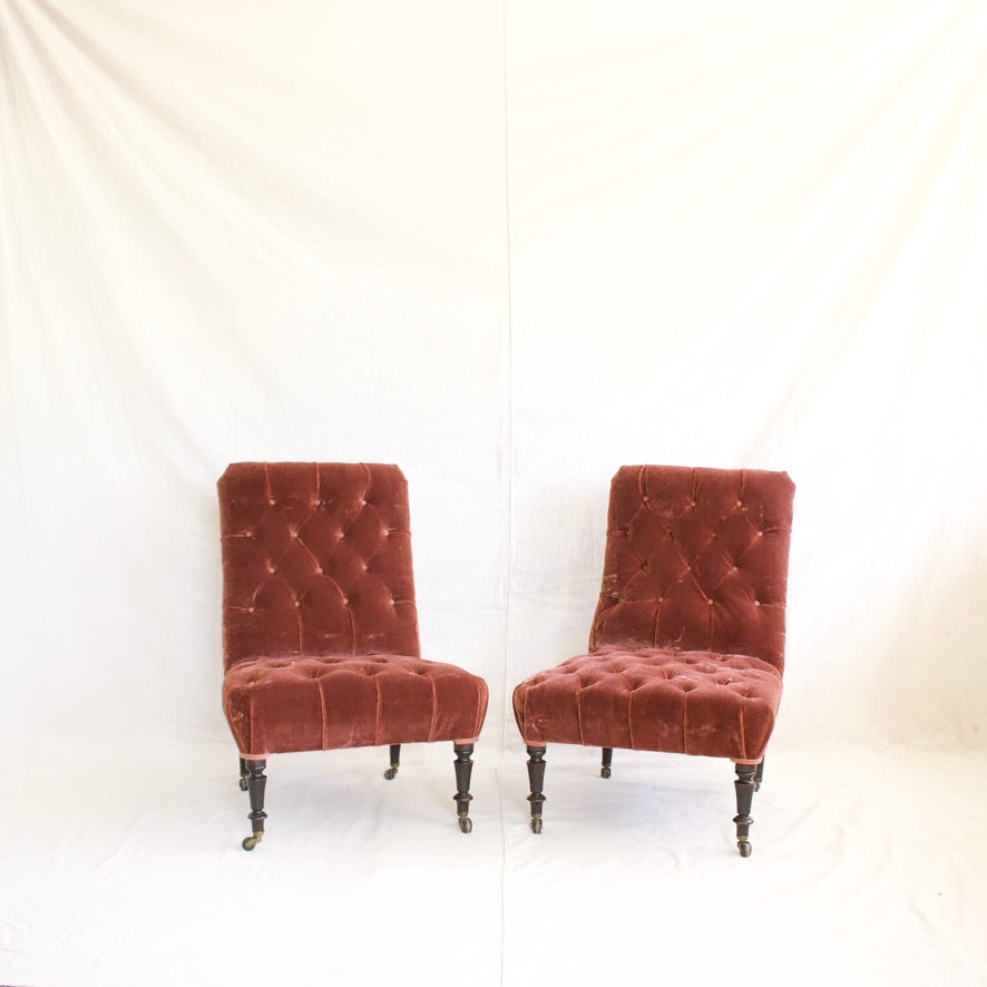 Velvet Slipper Chair