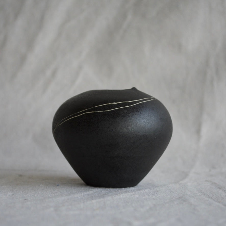 Noble Grit Ceramic Vase I