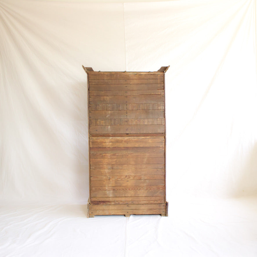 White-washed Hutch