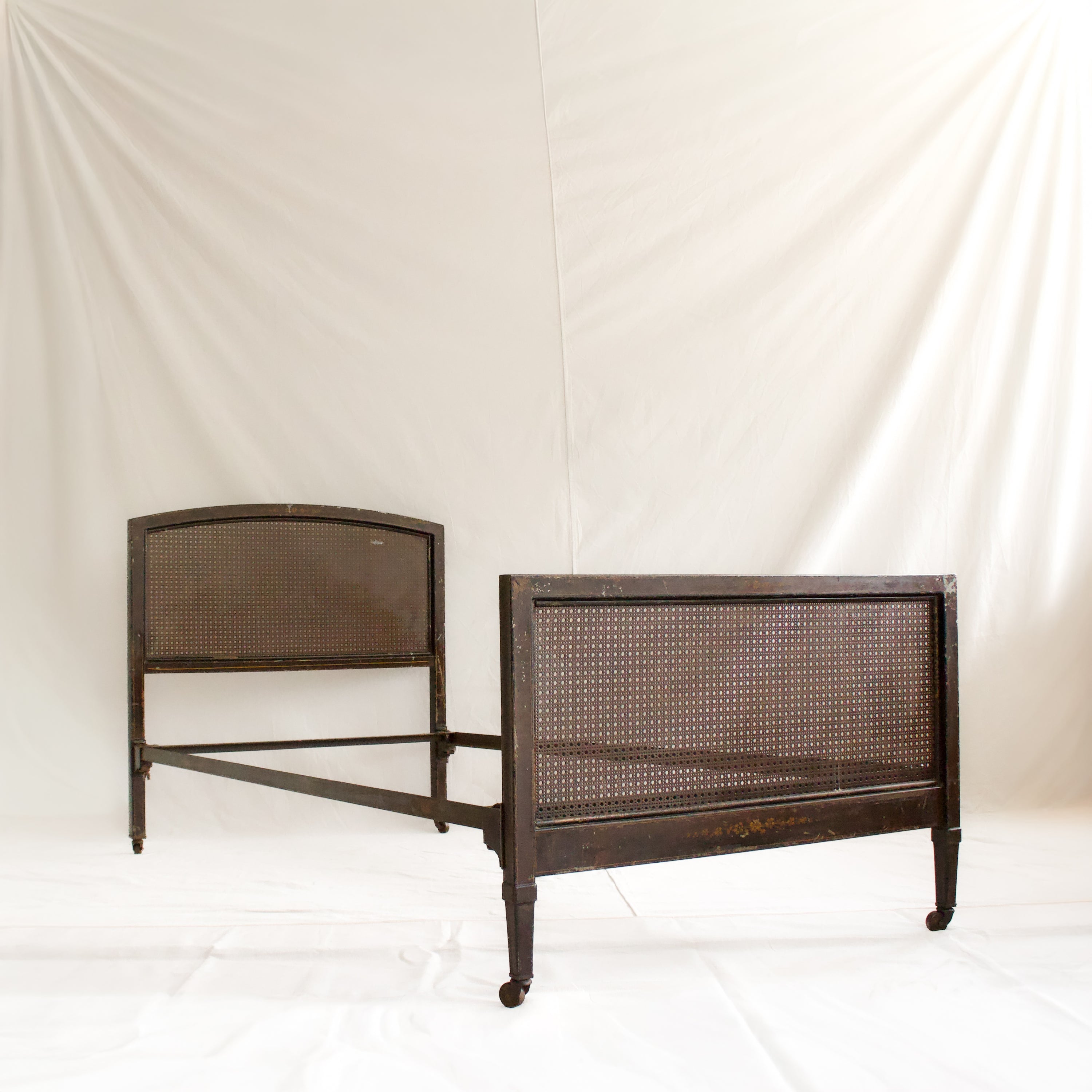 Antique Metal Twin Bed Frames