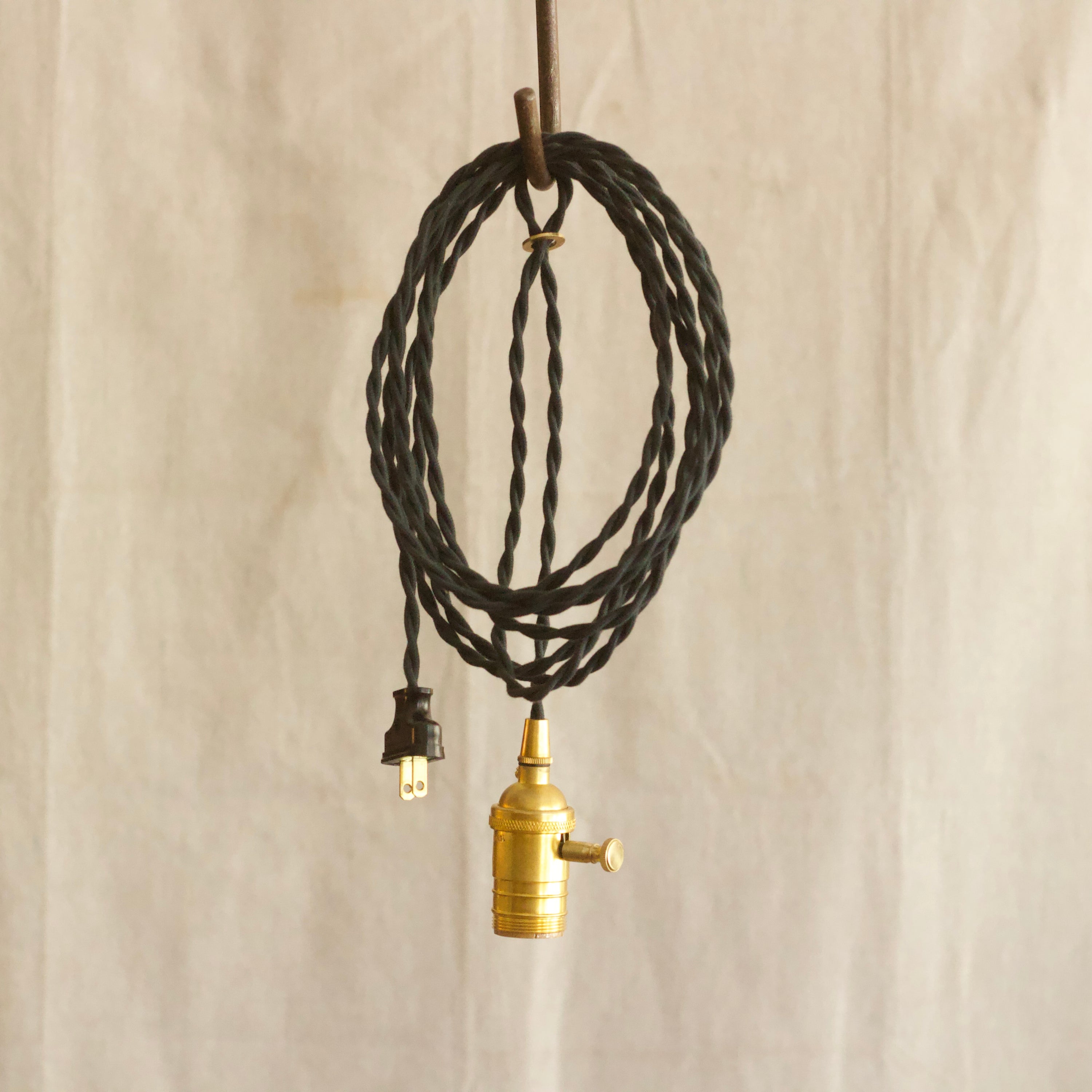 12ft. Black Twisted Cord Set